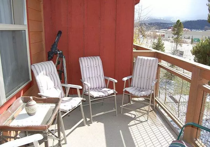 ホテル Copperbottom Inn