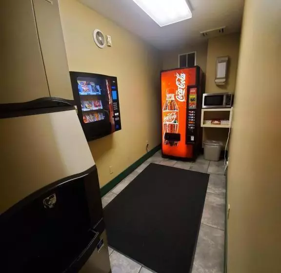 هتل Country Inn At The Mall