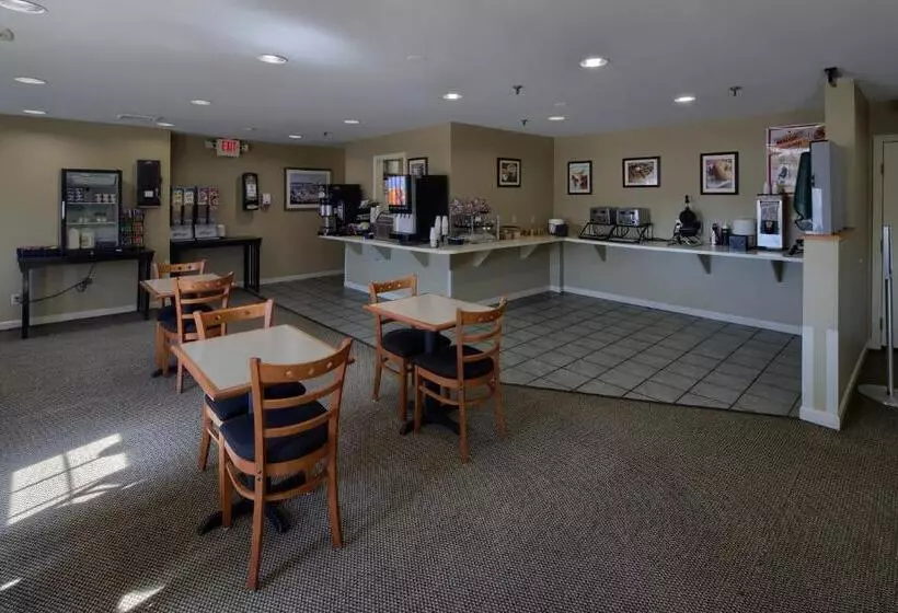 هتل Country Inn At The Mall