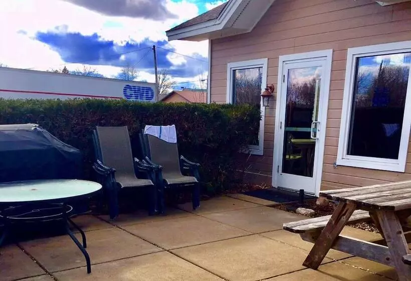 ホテル Country Inn Deerwood