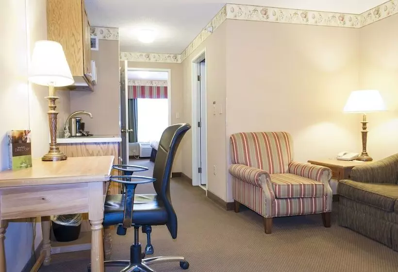 هتل Country Inn & Suites By Radisson, Cedar Falls, Ia