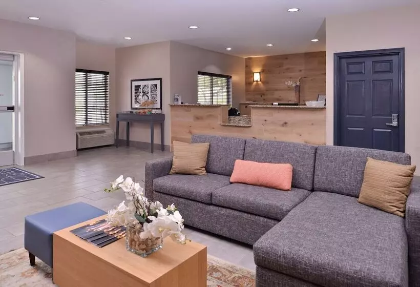 ホテル Country Inn & Suites By Radisson, Omaha Airport, Ia