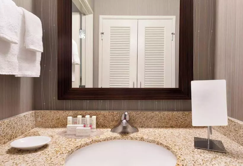 ホテル Courtyard Akron Fairlawn