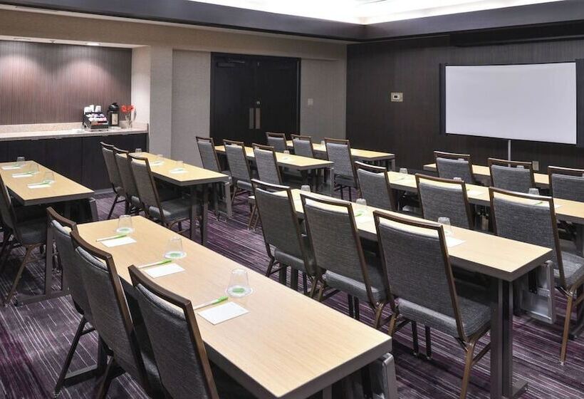 ホテル Courtyard By Marriott Charlotte Matthews