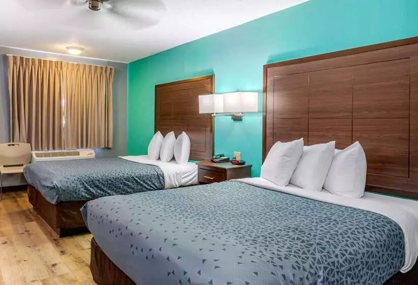 ホテル Econo Lodge West   Coors Blvd