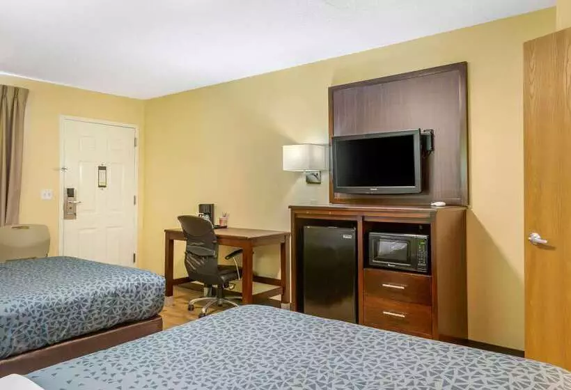 ホテル Econo Lodge West   Coors Blvd