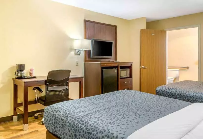 ホテル Econo Lodge West   Coors Blvd