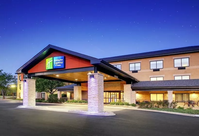 Hotelli Holiday Inn Express & Suites Aurora   Naperville, An Ihg