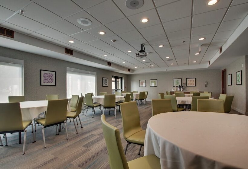 فندق Holiday Inn Express & Suites Aurora   Naperville, An Ihg