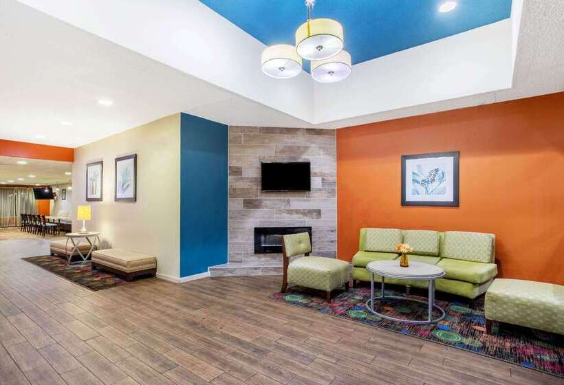 فندق La Quinta Inn By Wyndham Decatur Alabama