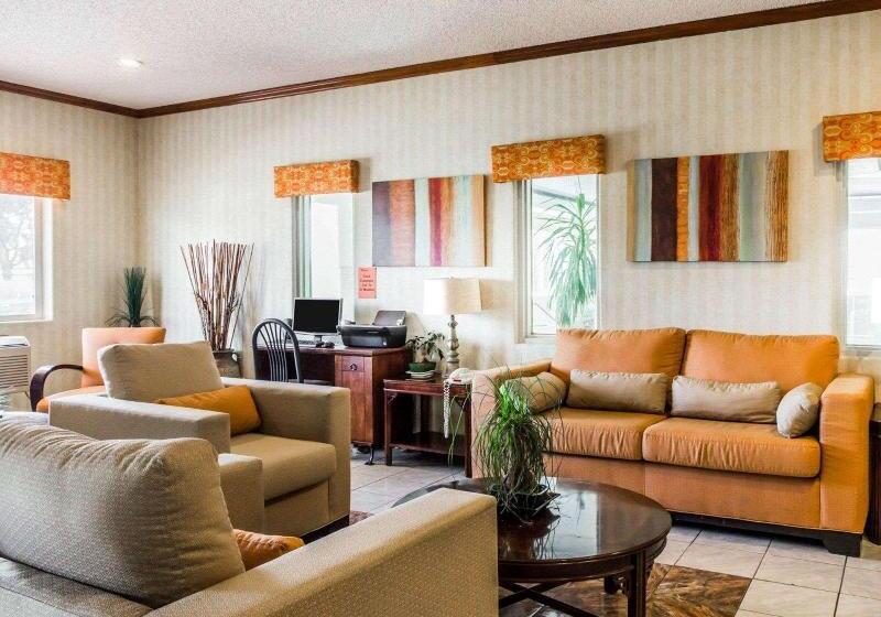 호텔 Quality Inn Denver Northeast Brighton