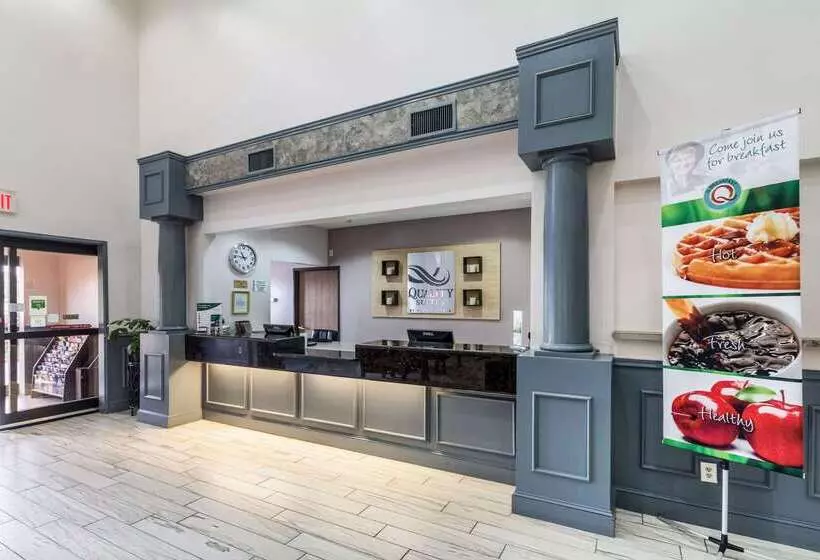 호텔 Quality Suites Burleson   Ft Worth