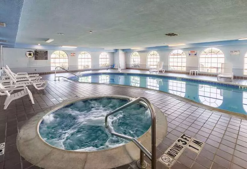 호텔 Quality Suites Burleson   Ft Worth