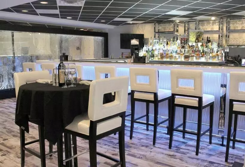 Regalia Hotel & Conference Center