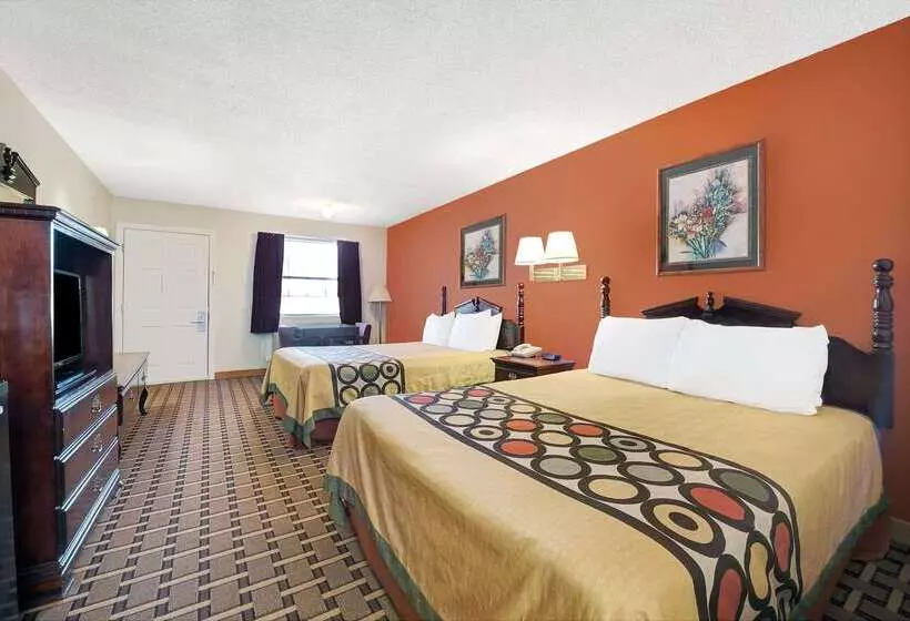 Hotelli Super 8 By Wyndham Dallas South