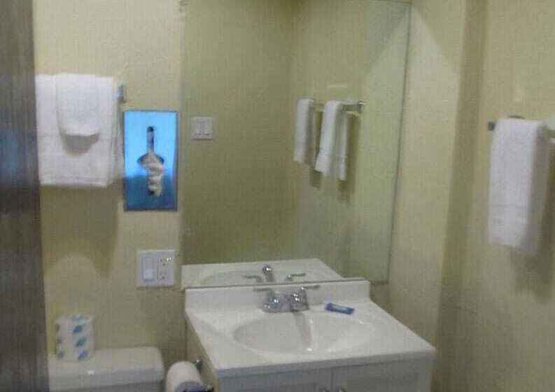 Travelers Lodge Motel & Rv Park Us 287&us 96