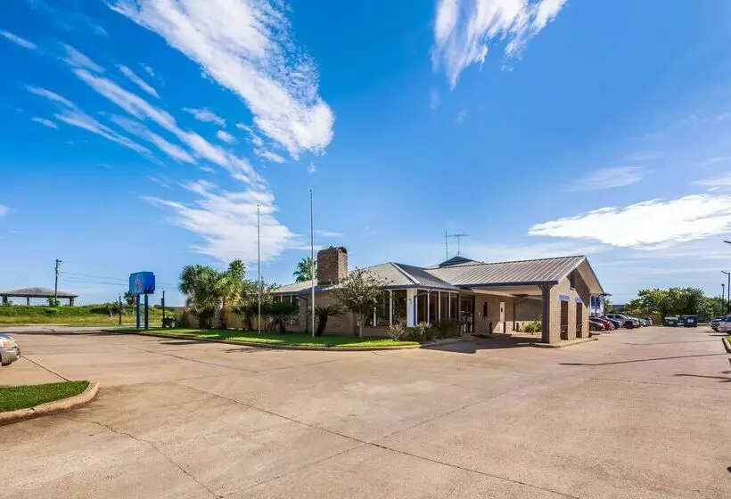 Motel 6 Freeport, Tx