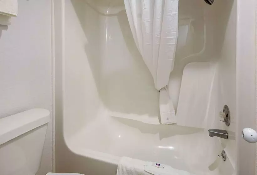 Motel 6 Freeport, Tx