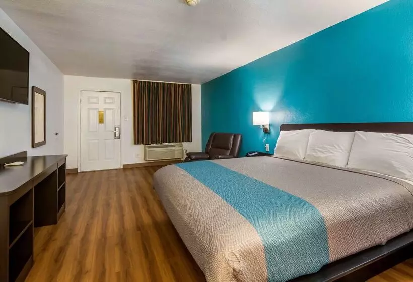 Motel 6 Freeport, Tx