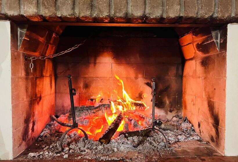 مبيت وإفطار Agriturismo Sabidor