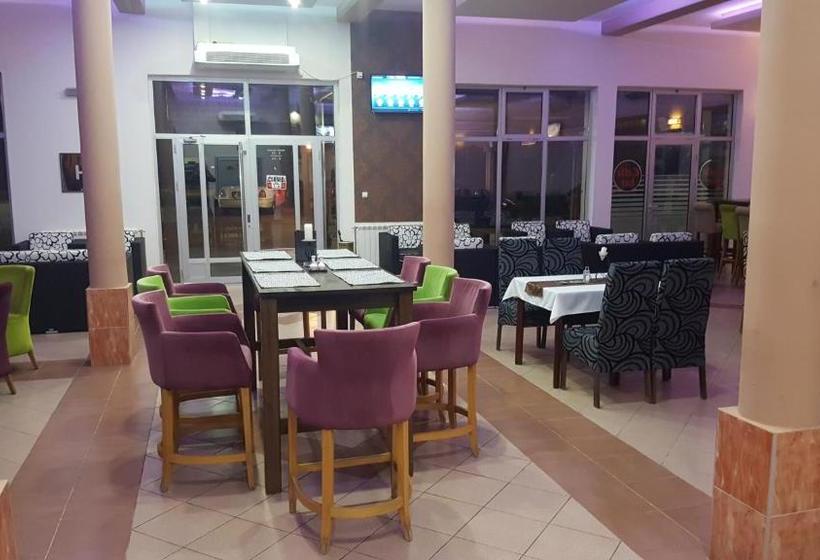 هتل Apartmani 401 Bijeljina