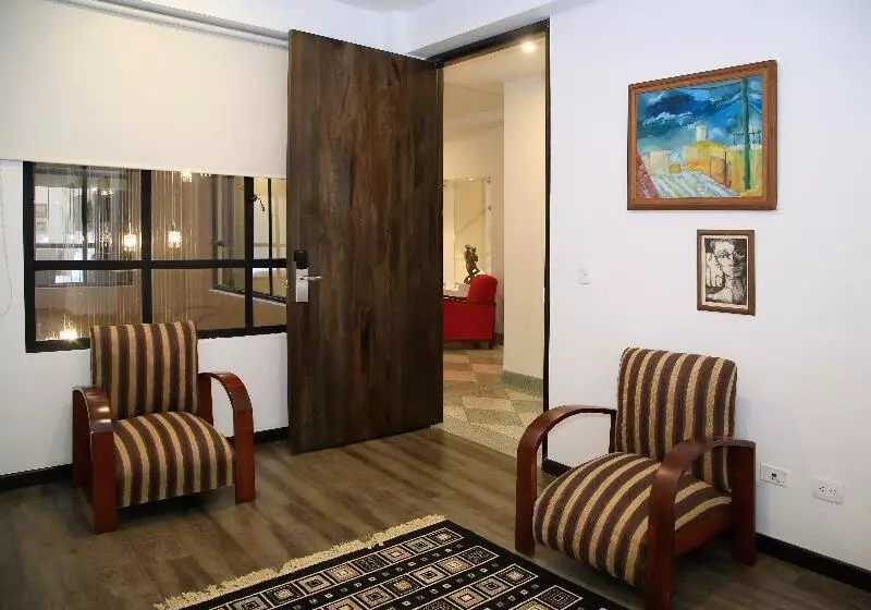 هتل Museo San Moritz