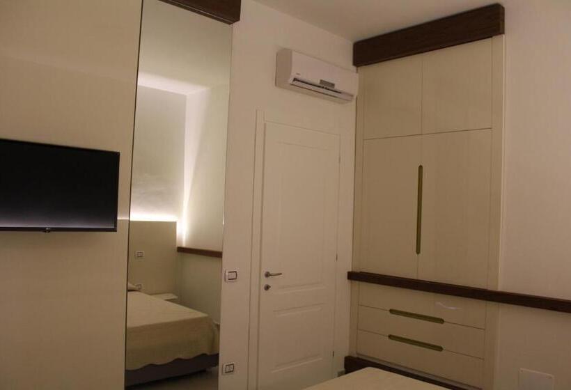 مبيت وإفطار Villa Minerva Family Relais