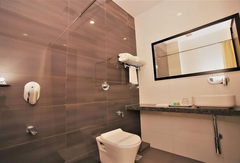 Genx Surat By 1589 Hotels