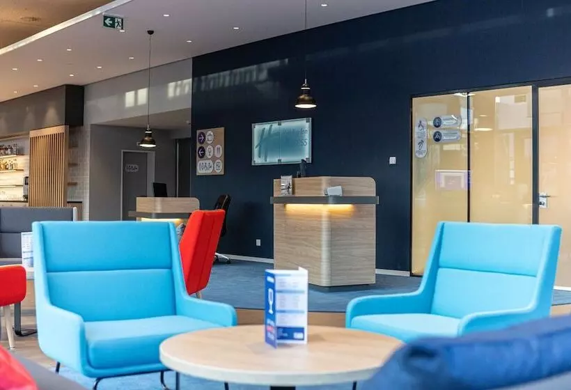 Hotelli Holiday Inn Express   Aarburg   Oftringen, An Ihg