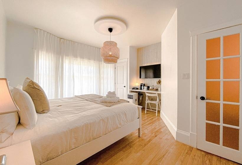 Du Vieux Port By Bower Boutique Hotels