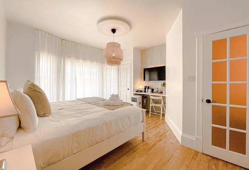 Du Vieux Port By Bower Boutique Hotels