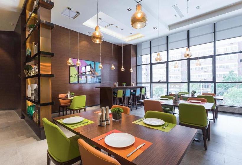 Отель Hampton By Hilton Zhengzhou High Tech Zone