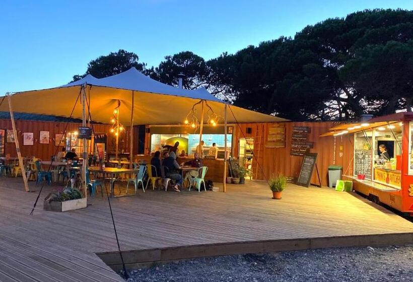 Oasis Backpackers Hostel Sintra Surf