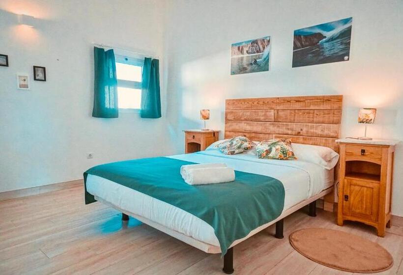 Oasis Backpackers Hostel Sintra Surf