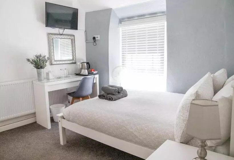 Aamiaismajoitus (B&B) The Cottage