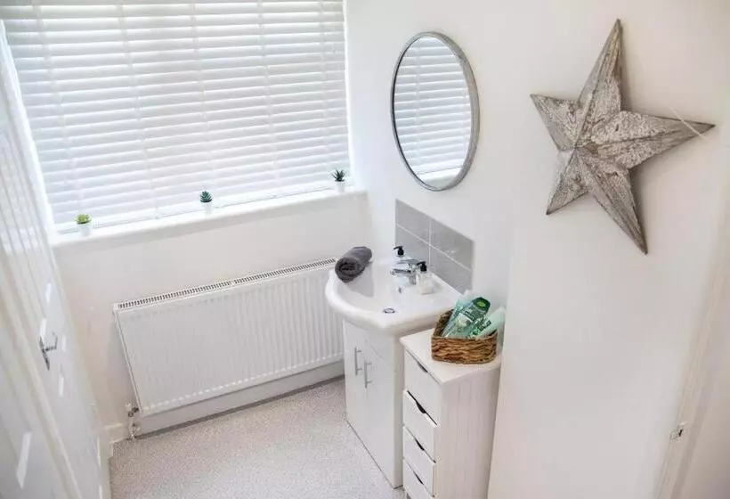 Aamiaismajoitus (B&B) The Cottage