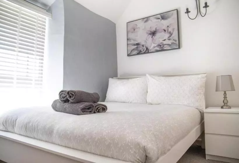 Aamiaismajoitus (B&B) The Cottage