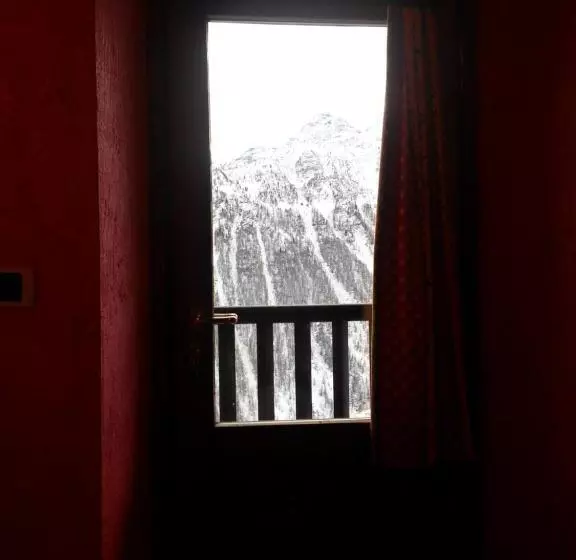 Majatalo Grand Golliat