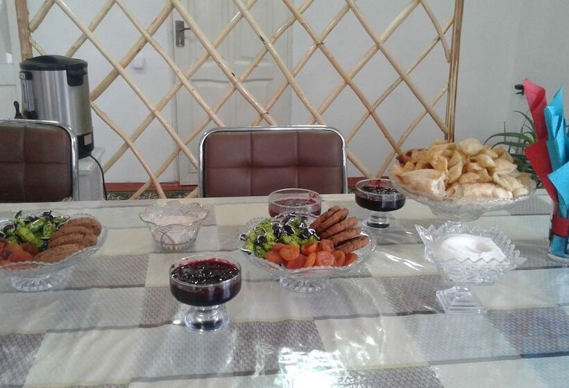 پانسیون Trekking Center