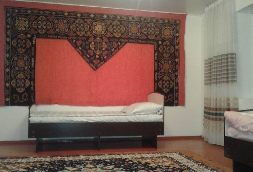 پانسیون Trekking Center