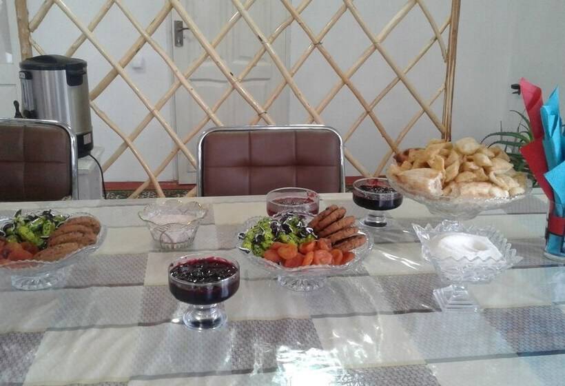 پانسیون Trekking Center