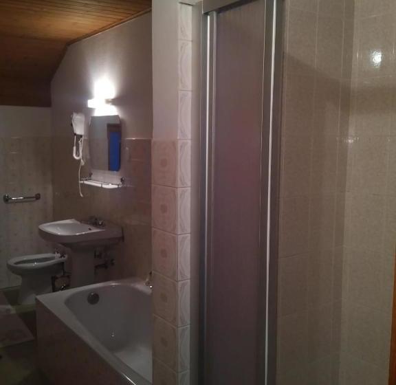 ペンション Gasthof Schmiederalm