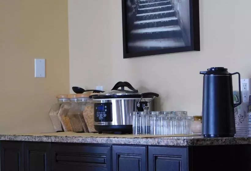 Retkeilymaja Lakeshore Inn