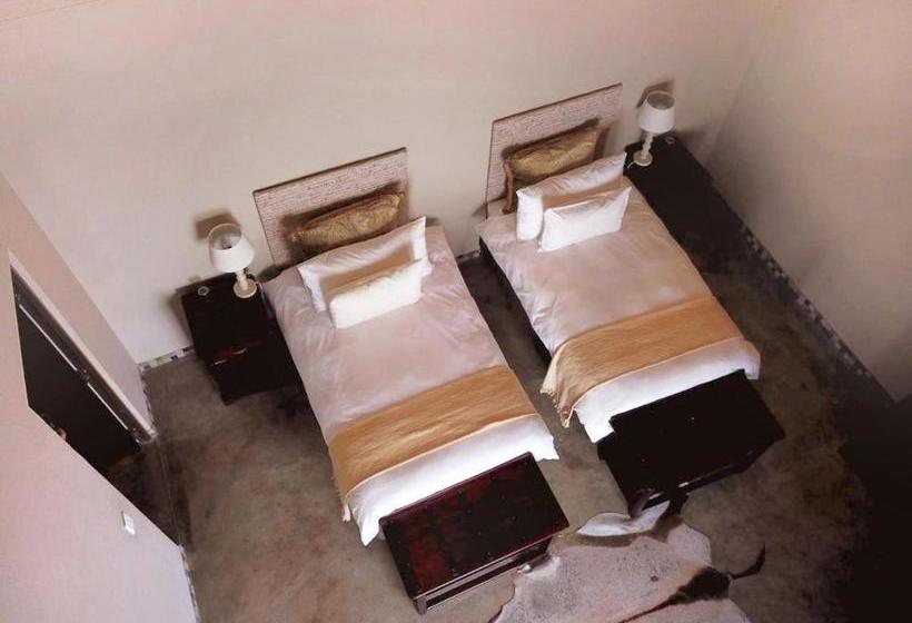 هتل Kassandara Pty Ltd