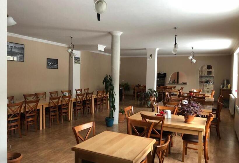 پانسیون Family Hotel Kala