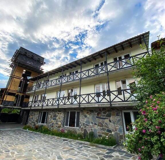 پانسیون Family Hotel Kala