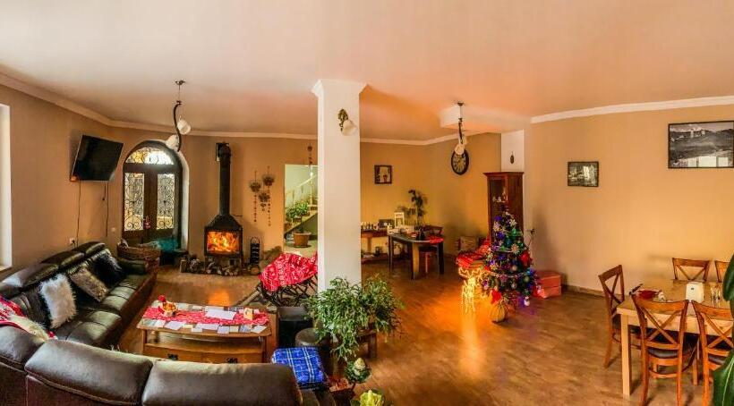 پانسیون Family Hotel Kala