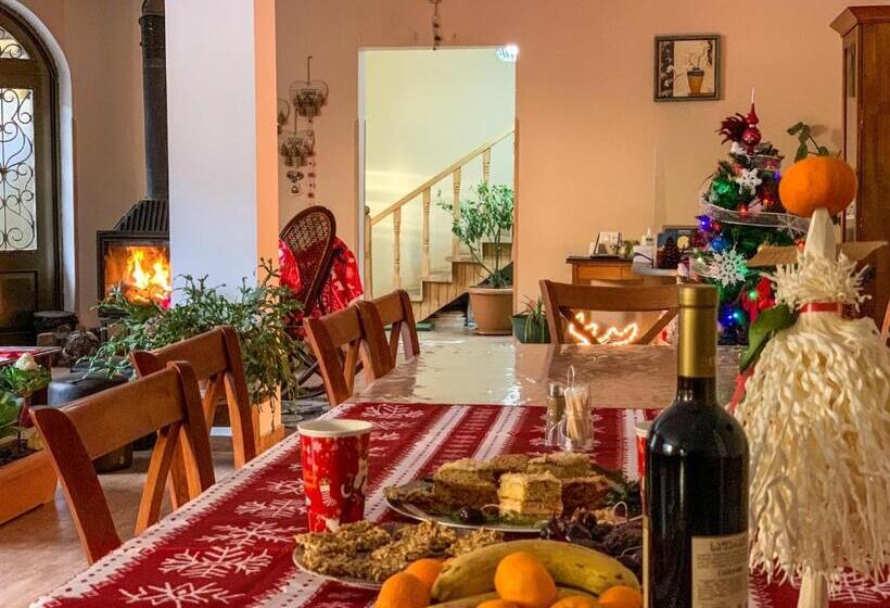 پانسیون Family Hotel Kala