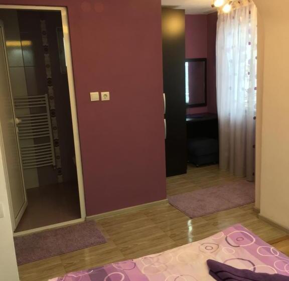 Пансион Guest House Lori