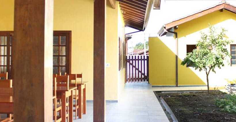 پانسیون Pousada Guaiamu Ubatuba